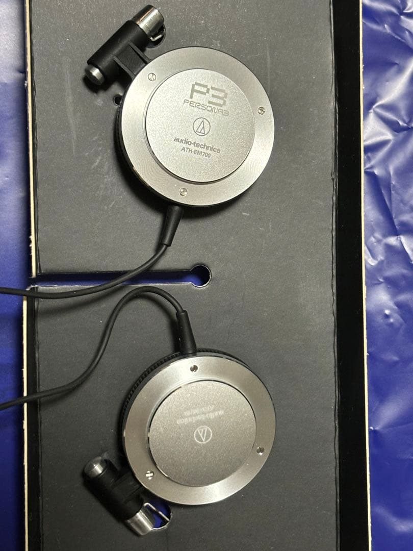 ペルソナ3 イヤフットヘッドフォン ATH-EM700 シルバー 限定版