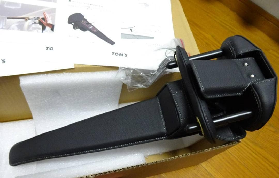 ＜正規完全新品未使用＞TOMSトムステアリングロック／ハンドルロックトヨタ車適合