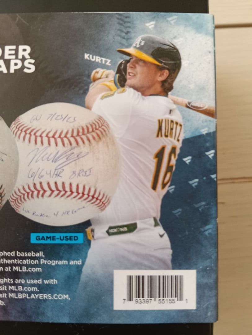 【新人王】ニックカーツ NICK Z 直筆サインボール