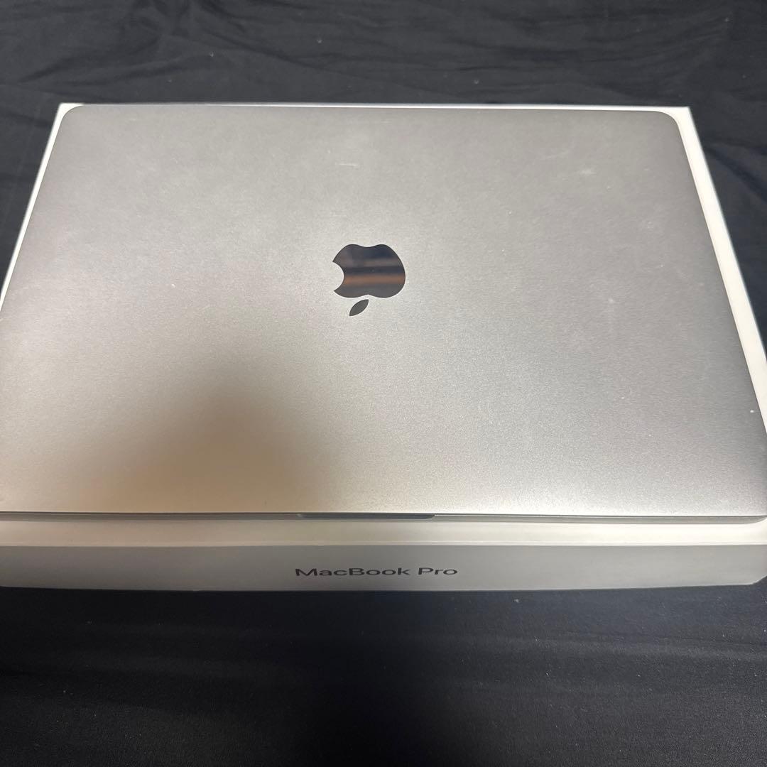 MacBook Pro 13.3インチ 256GB 2018年