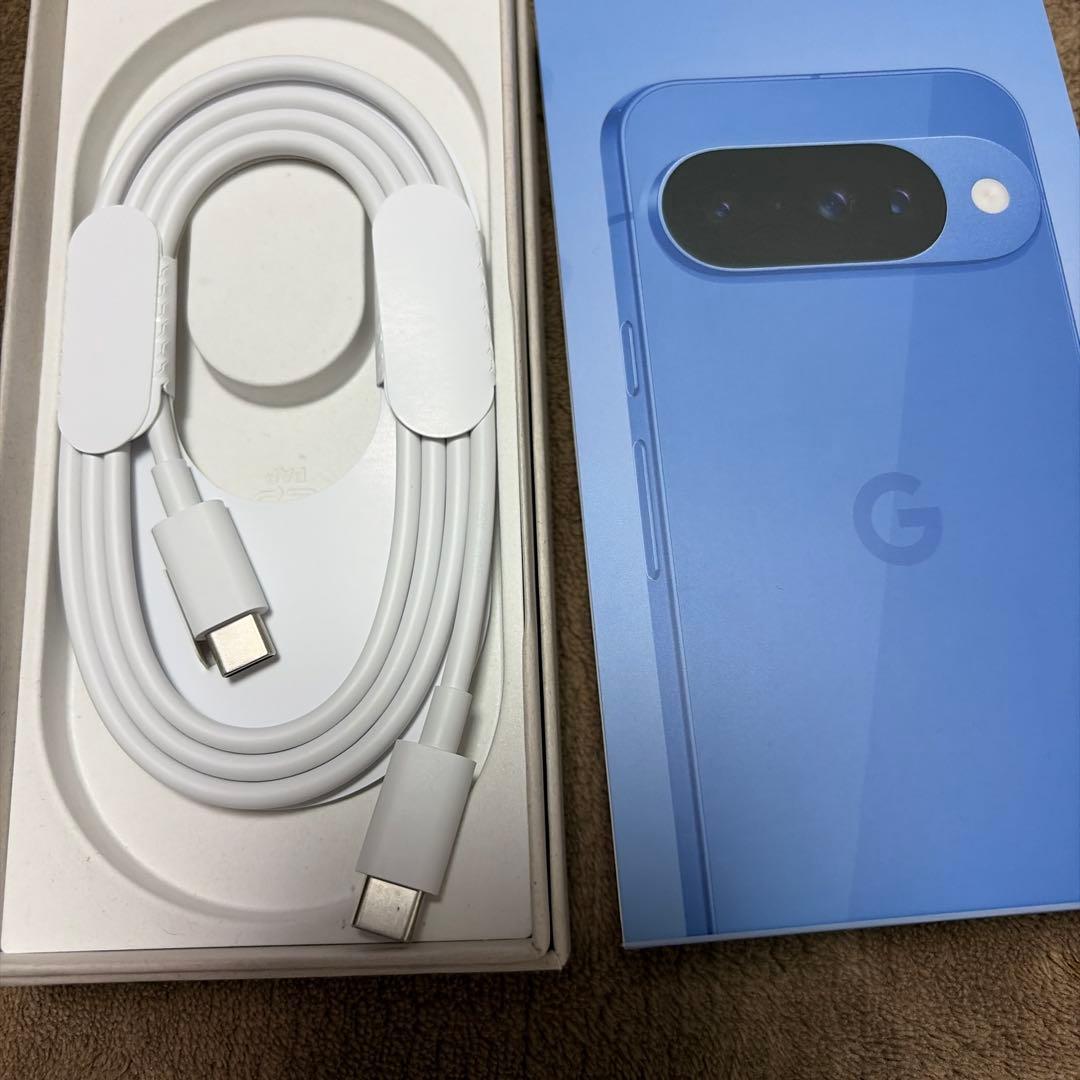 Google Pixel 10青色 クリアケース付き