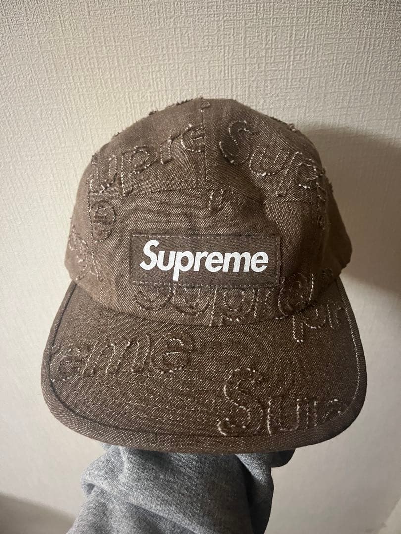Supreme 刺繍ロゴキャップ ブラウン
