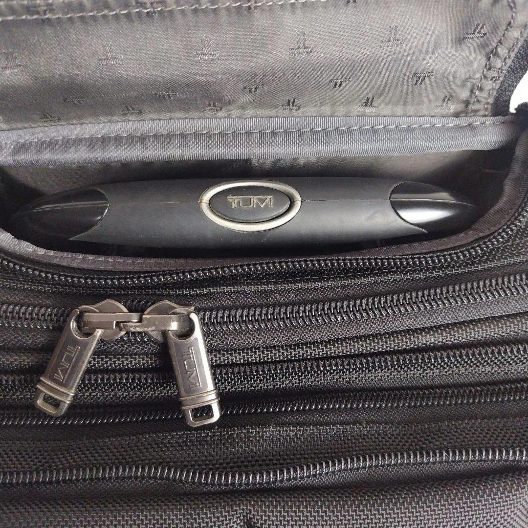 ✨美品✨TUMIキャリーケースALPHAビジネスキャリーパソコンケース、ポーチ付
