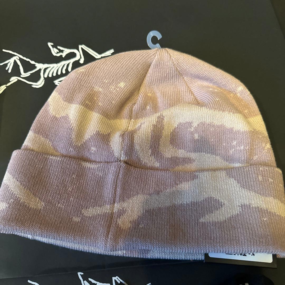 今期カナダ購入正規ARC’TERYX Grotto Toque Roseニット帽