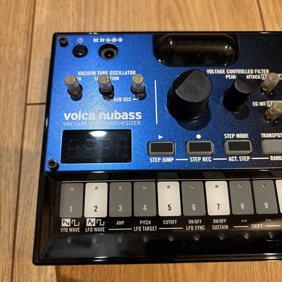 鍵盤楽器 KORG volca nubass