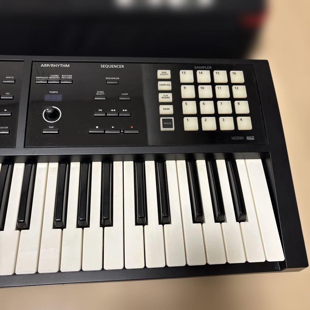 Roland FA-06 シンセサイザー 美品
