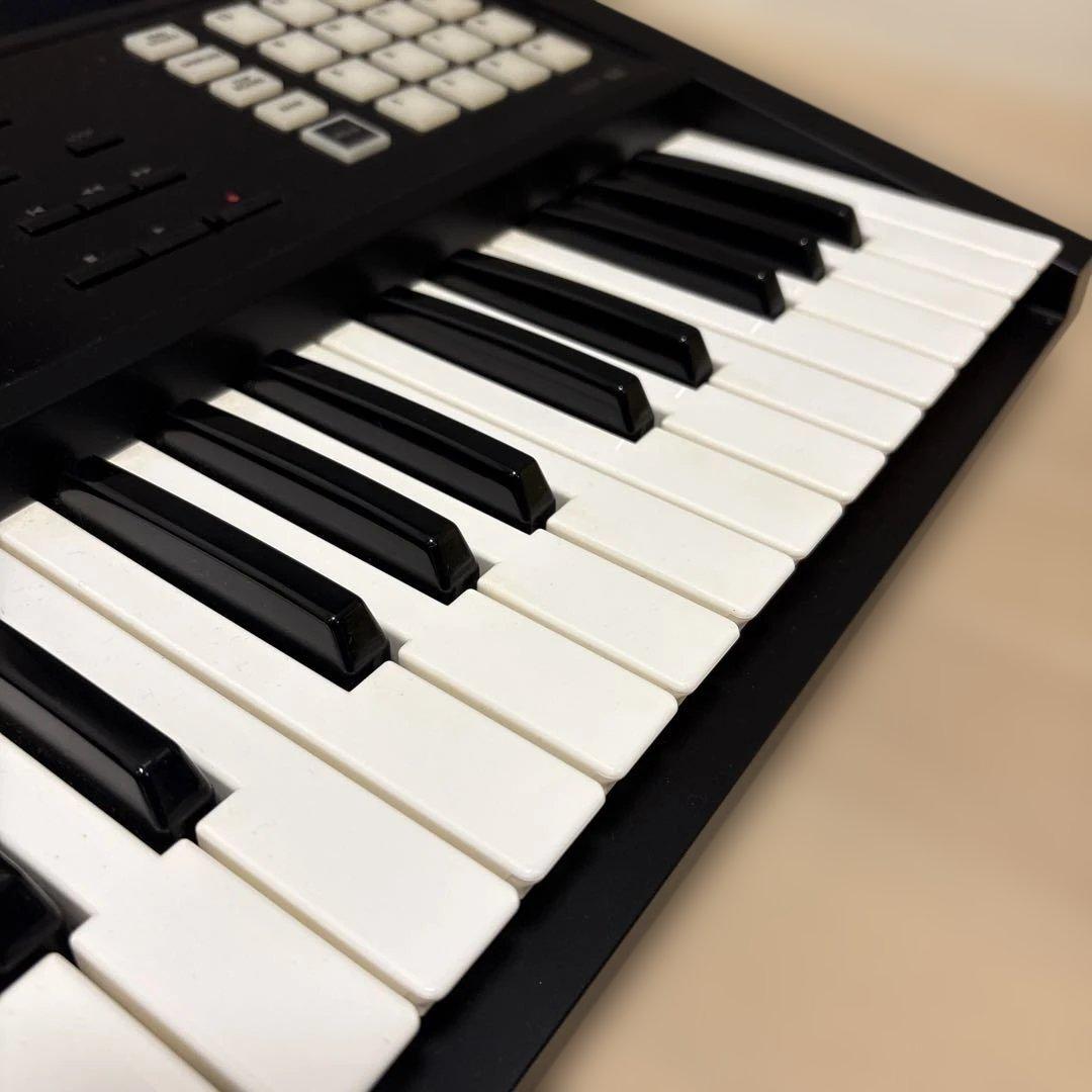 Roland FA-06 シンセサイザー 美品