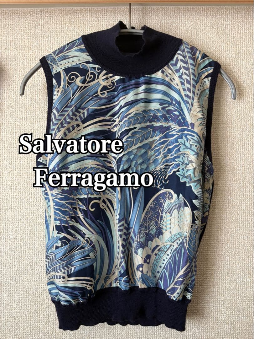Salvatore Ferragamo シルク ニットタンクトップ ネイビー