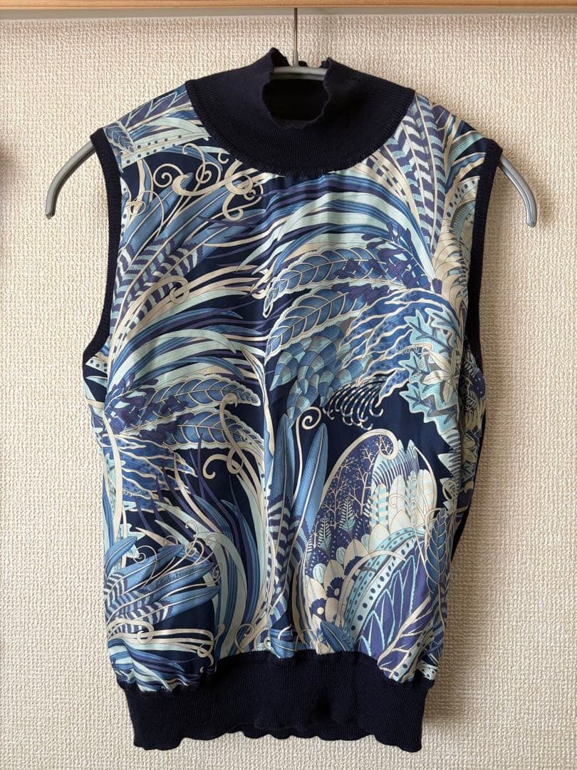 Salvatore Ferragamo シルク ニットタンクトップ ネイビー