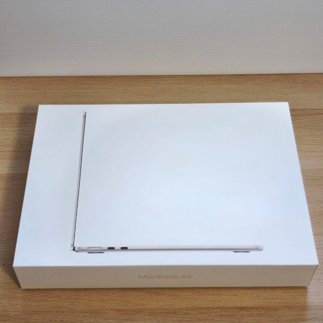 【極美品】MacBook Air M2 8GB 256GB スターライト
