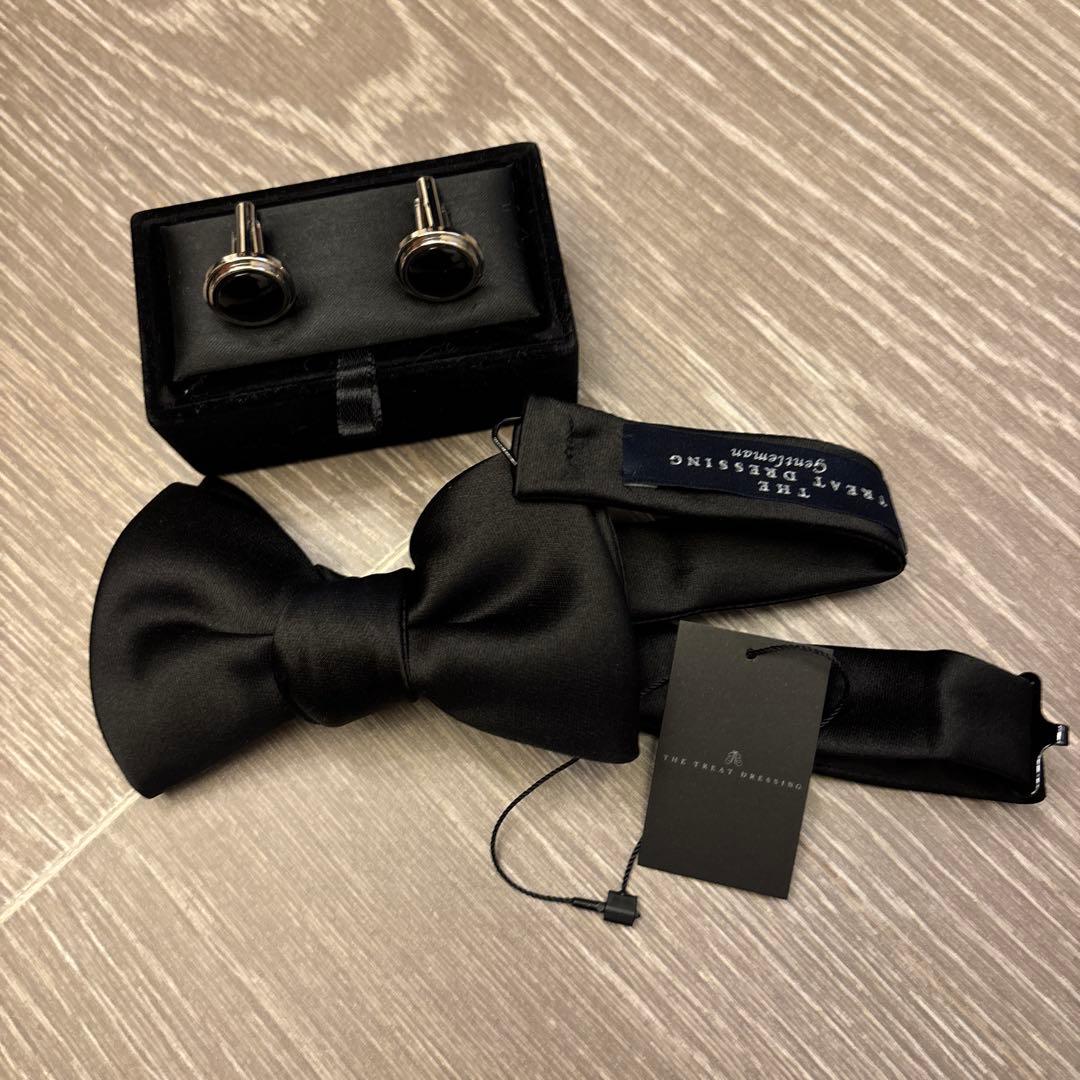 トリートドレッシング　蝶ネクタイ、カフス、チーフ、シャツ４点セット