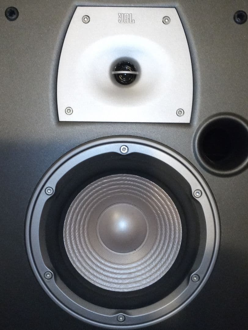 JBL N26 15cmウーファー引き締まった低音、SONY製ツィーター高音質