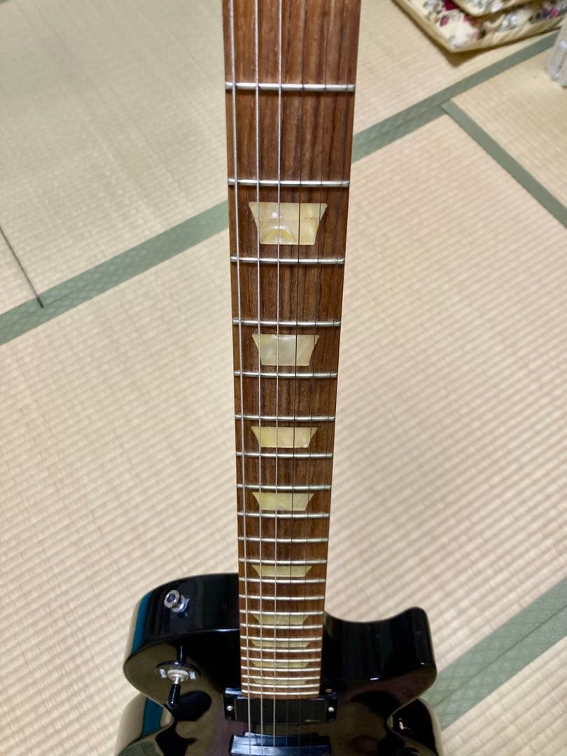 ギブソンUSA レスポール・スタジオ　オールブラック　ハードケース付き