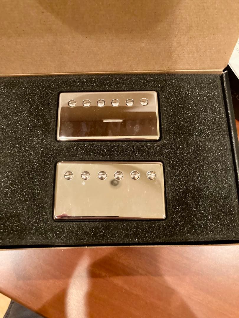 ギブソンUSA レスポール・スタジオ　オールブラック　ハードケース付き