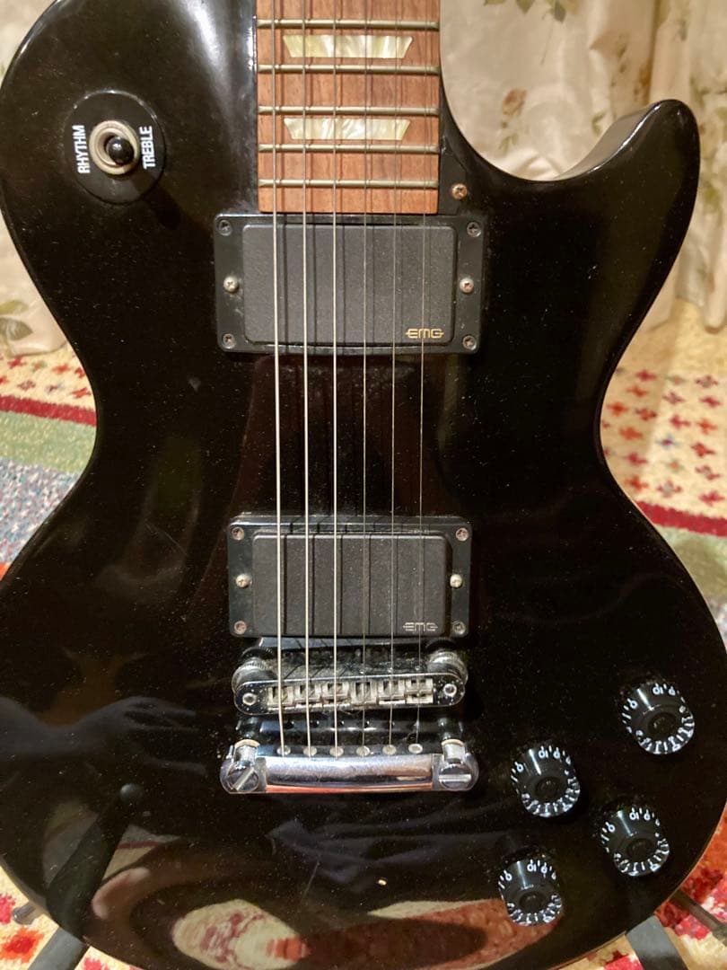 ギブソンUSA レスポール・スタジオ　オールブラック　ハードケース付き