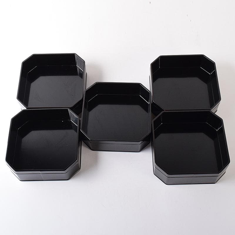 茶道具　木製本漆塗　黒真塗　五段縁高重　弁当箱　V　R8335B