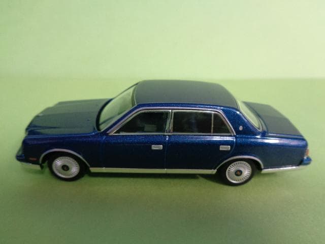 トミカリミテッドヴィンテージネオ　LV-N１０５ｃ　トヨタ　センチュリー