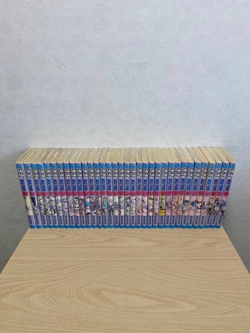ジョジョの奇妙な冒険全巻（63冊）＋ストーンオーシャン全巻（17冊）他11冊