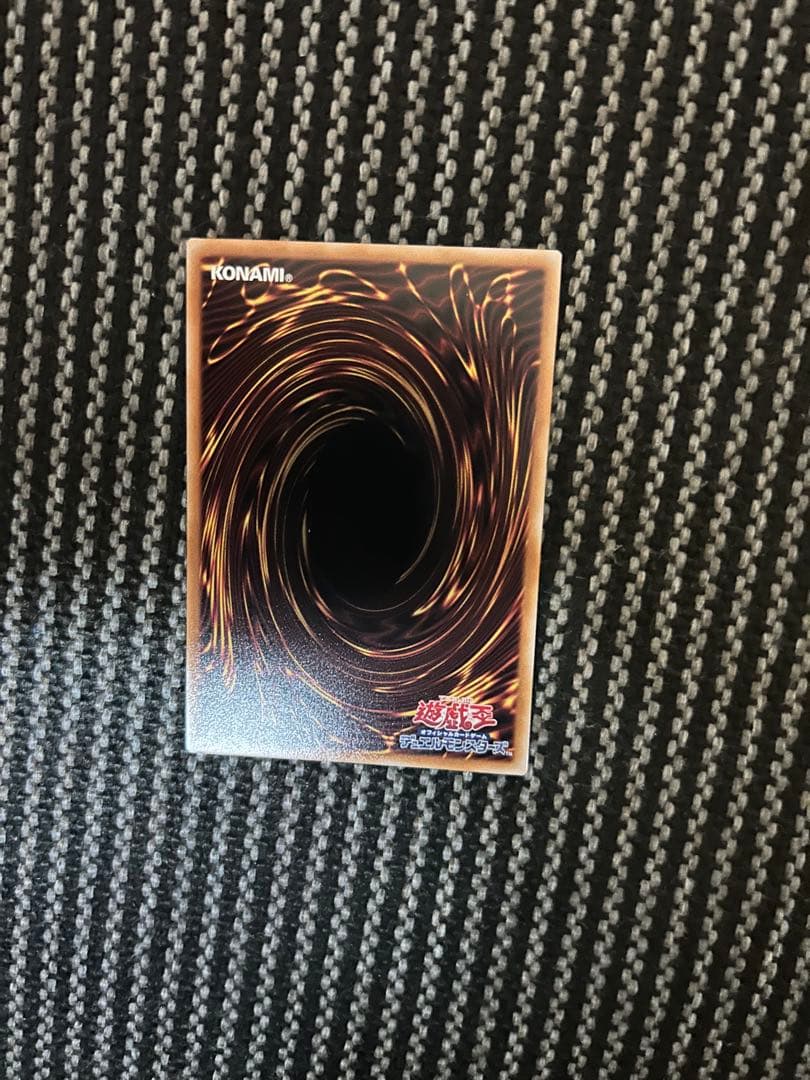 遊戯王　閃刀姫レイ　25thシークレット　クォシク　新規イラスト違い