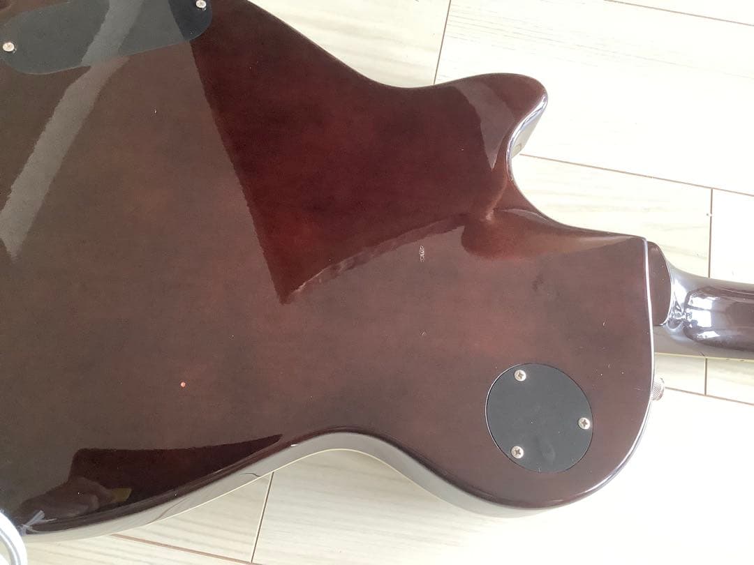 GRETSCH （替え弦・アンプコード付き）グレッチ　エレキギター