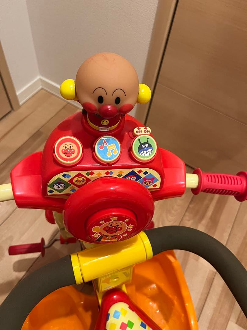 それいけ！アンパンマン　デラックス （おでかけ三輪車）