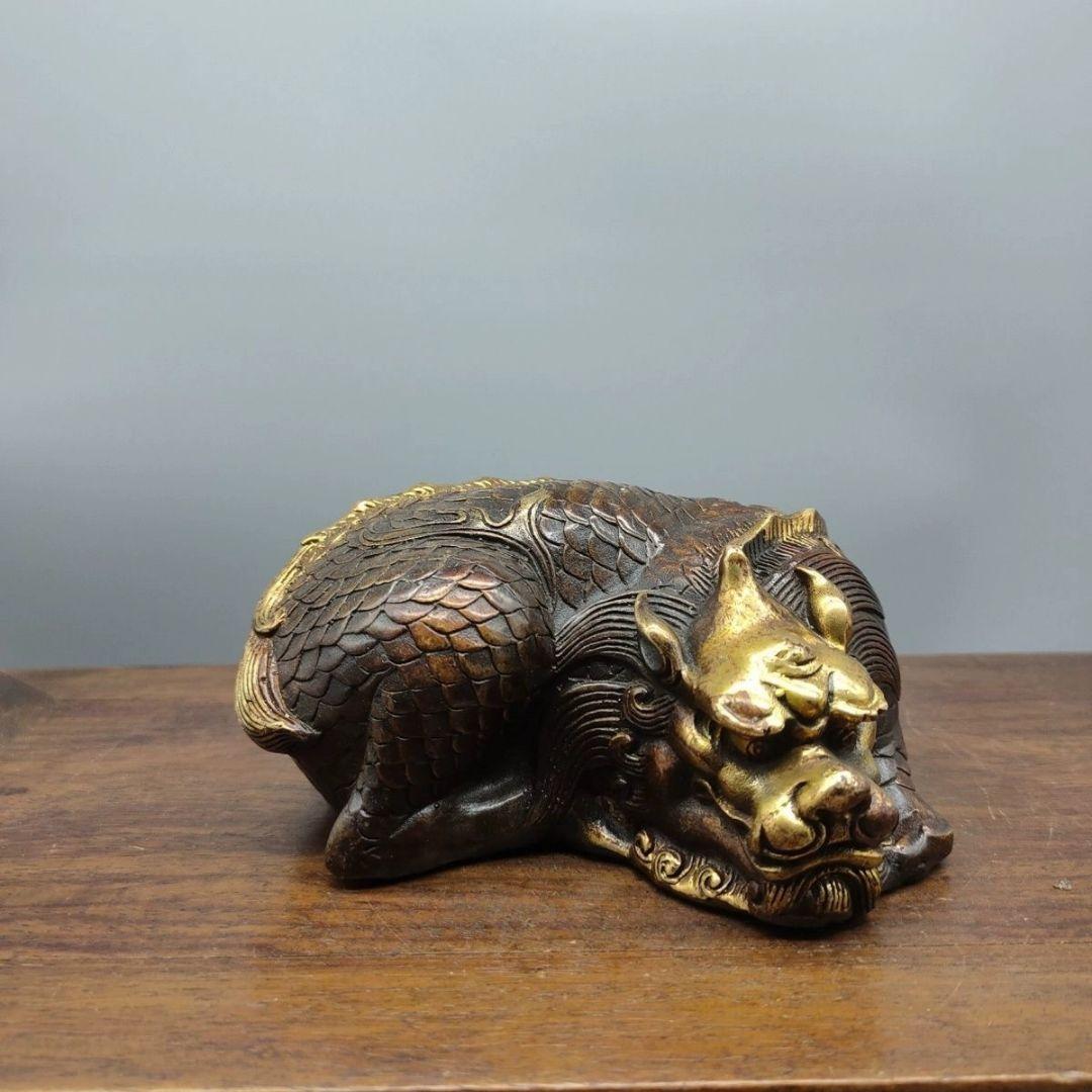 銅器 ヘチ 麒麟 文鎮 文房具 書房 酒簞笥 装飾品 工芸品 置物