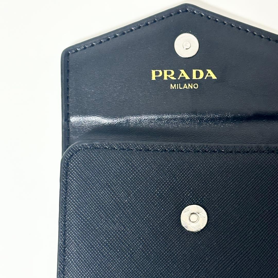 PRADA プラダ ロゴフラップ 二つ折り財布 サフィアーノレザー ブラック
