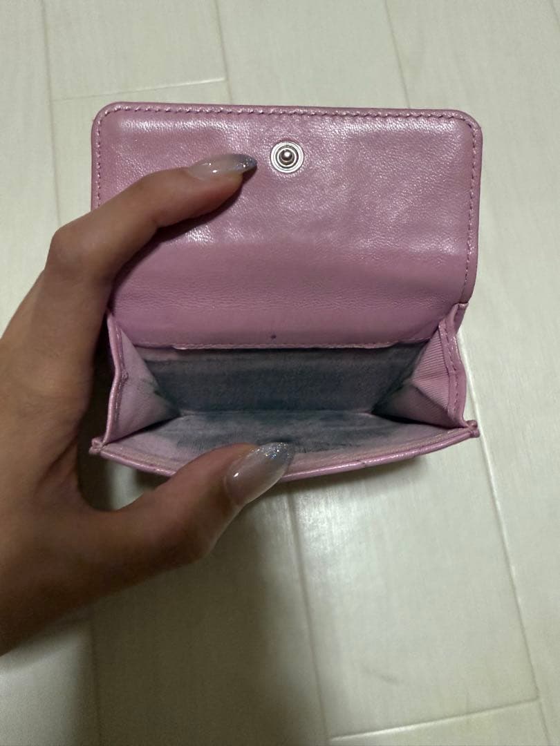 CHANEL 19 三つ折り財布 ピンク　ラムスキン