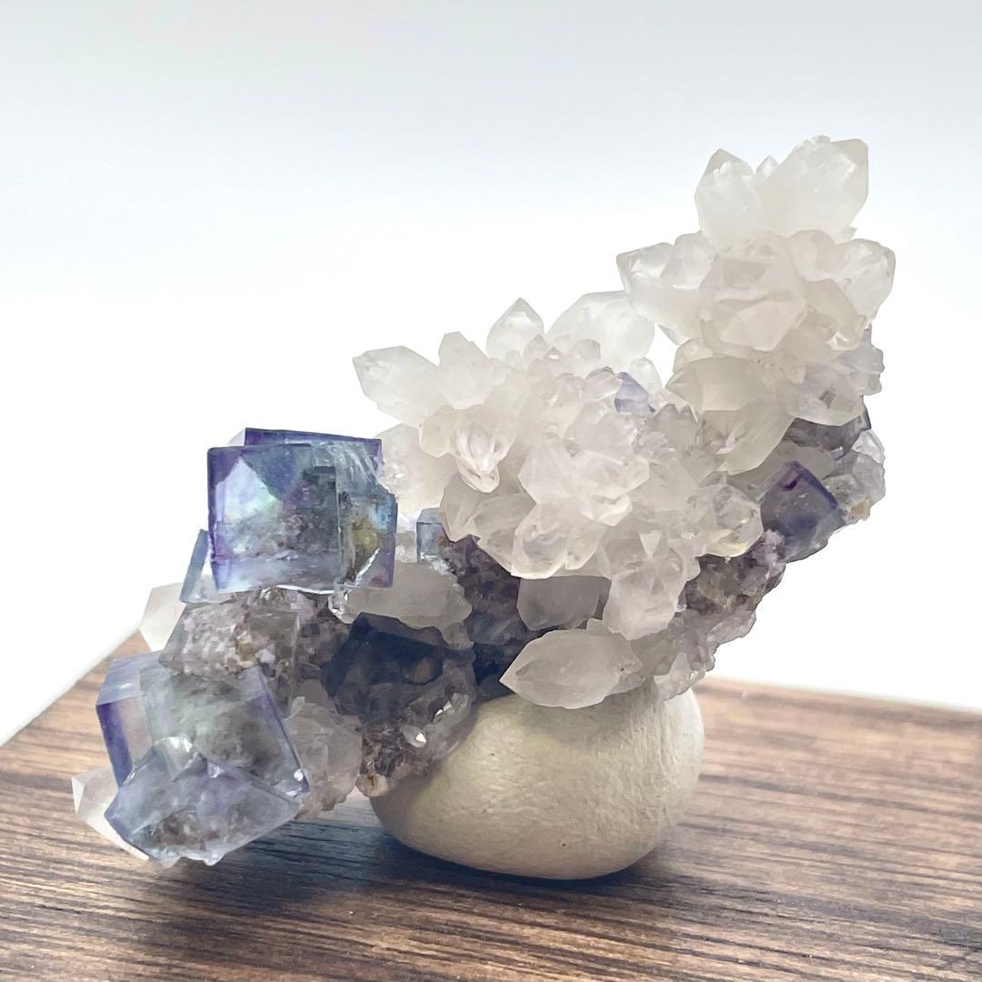 ナミビア オコルス鉱山産 フローライト/クォーツ　共生標本