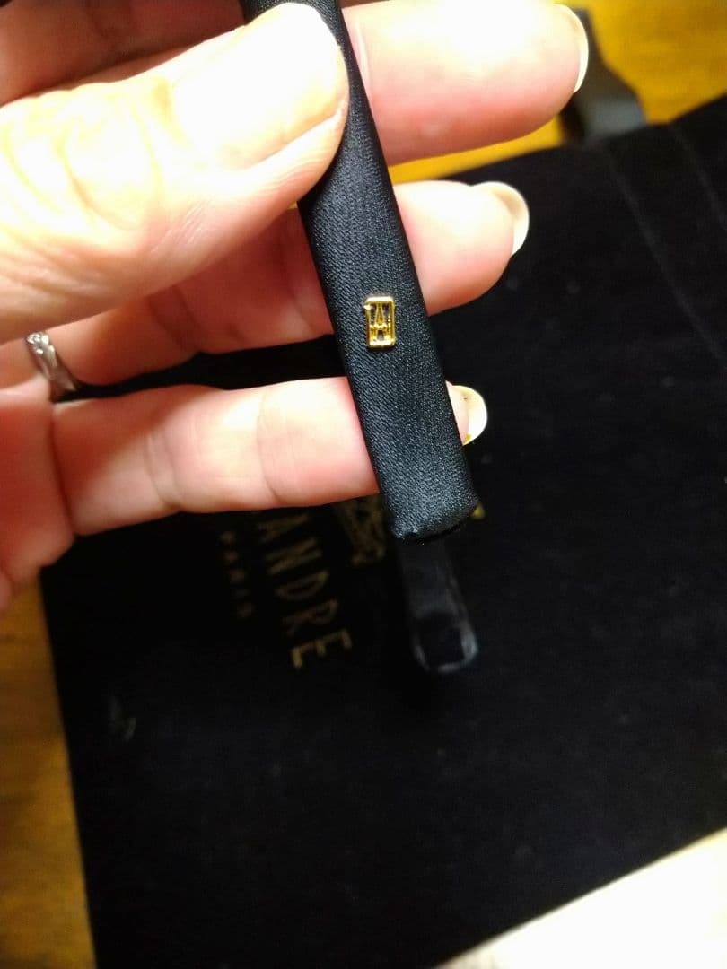 アレクサンドルドゥパリ黒リボンカチューシャ