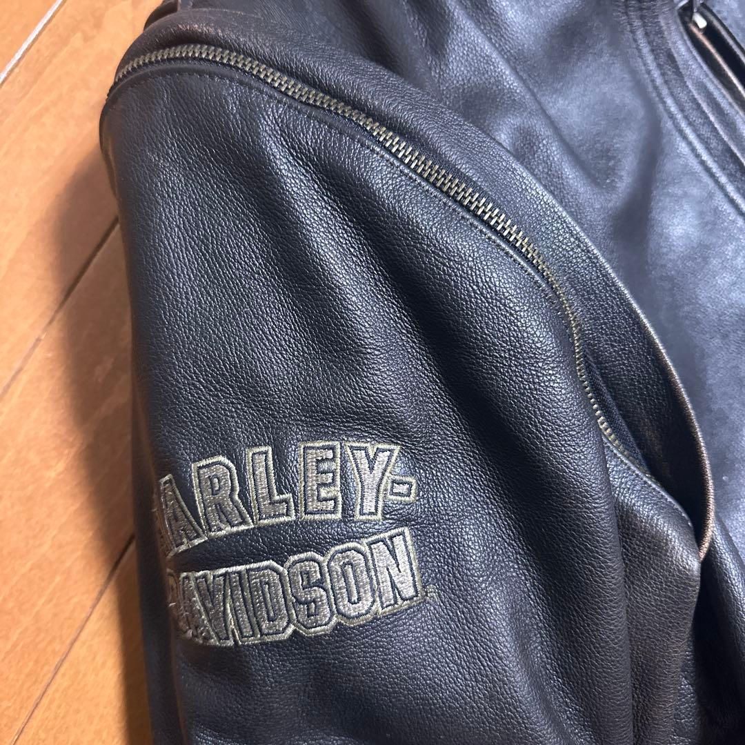 ハーレーダビットソン　レザーライダース