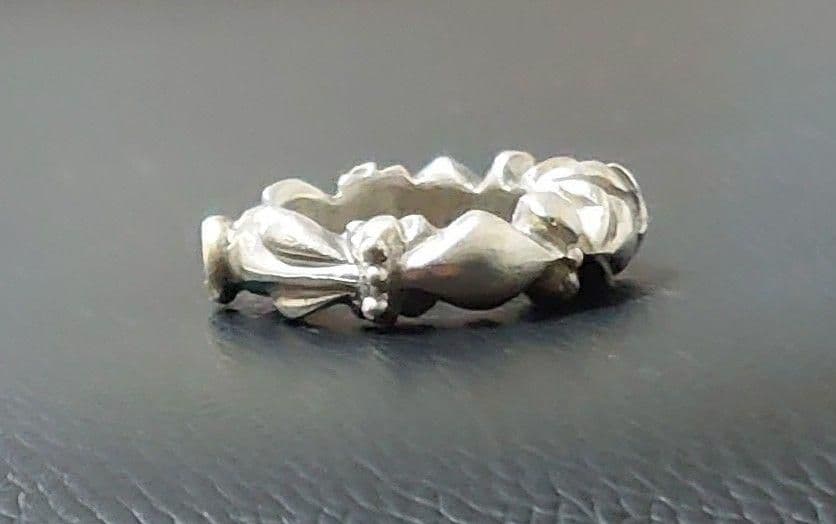 ストップライト STOPLIGHT ゴシックリング