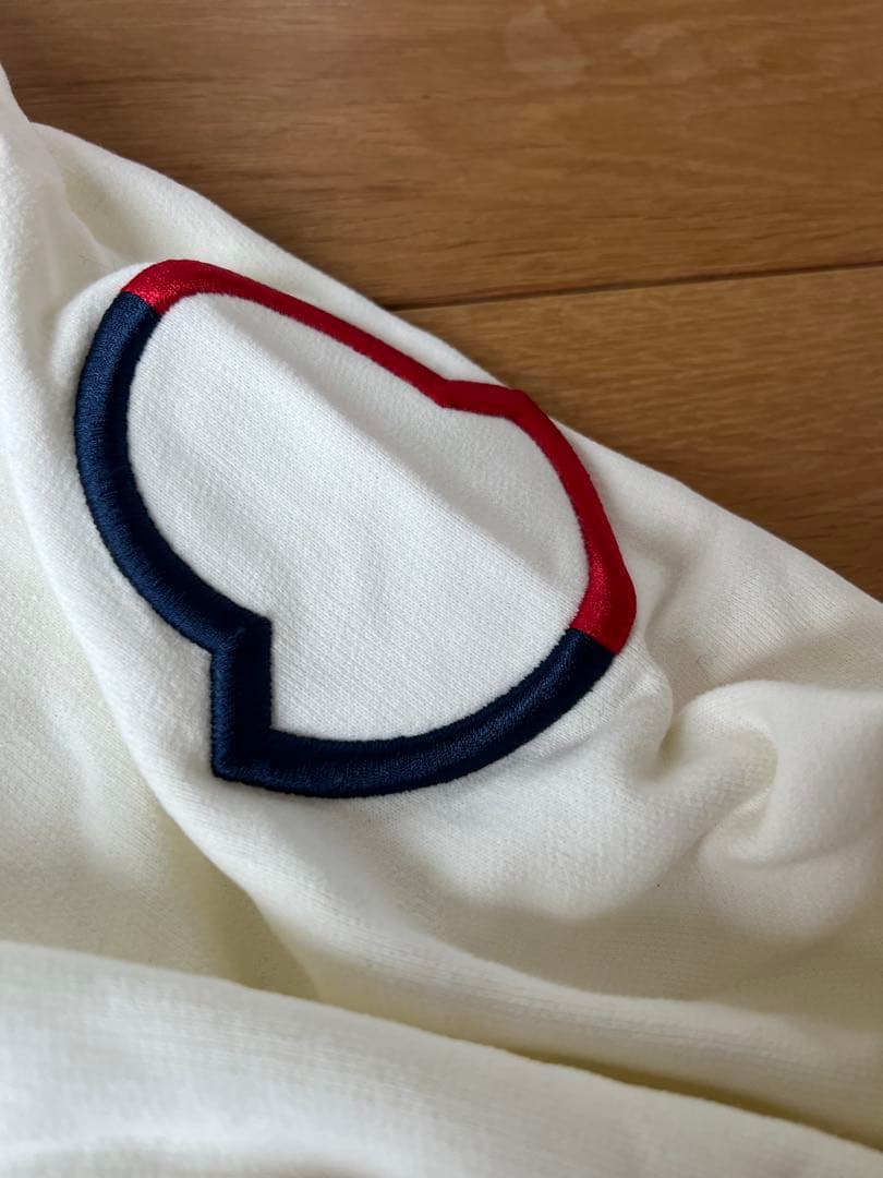 春！　モンクレール　フーディパーカー　白　XL ホワイト