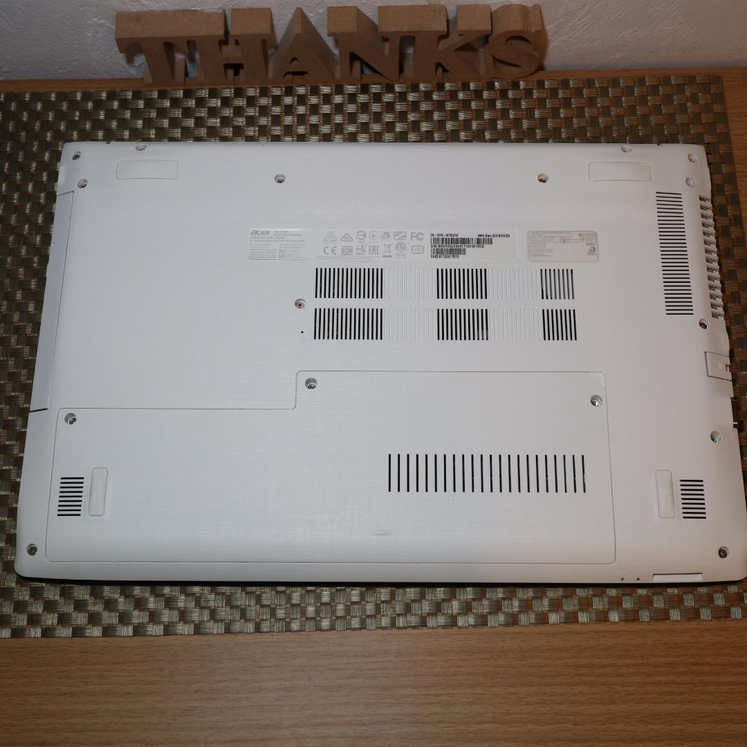 Win11公式対応8世代i7/メ16G/新品SSD/DVD/無線/カメラ/FHD