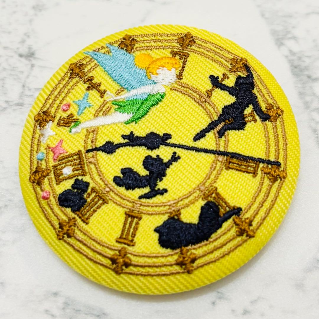 ディズニー 刺繍缶バッジ