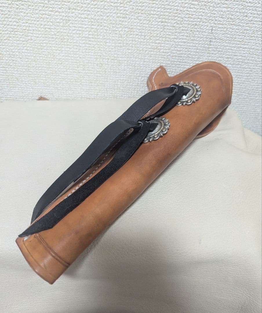 ウエスタン　ホルスター　コンチョ付き【51ネイビー/60アーミー】【手縫い】