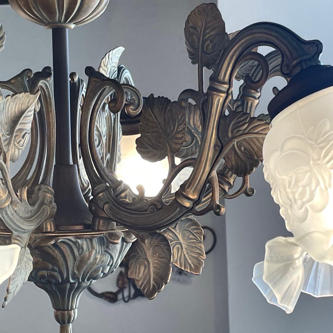 r179 IDC大塚家具 真鍮製 6灯シャンデリア 豪華でクラシックなデザイン