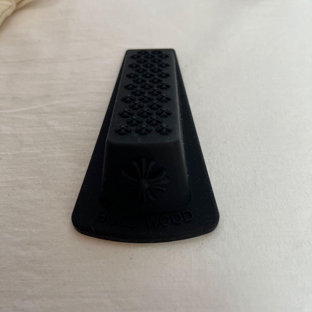 クロムハーツ 2024クリスマスノベルティ ラバードアストッパー