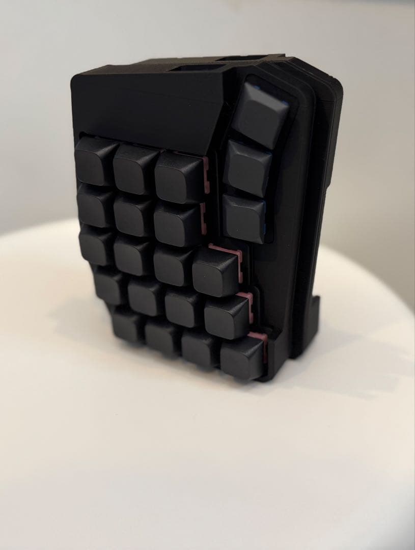 H*i様 【新品】keyball39 ケースマウント構造lofree HADES