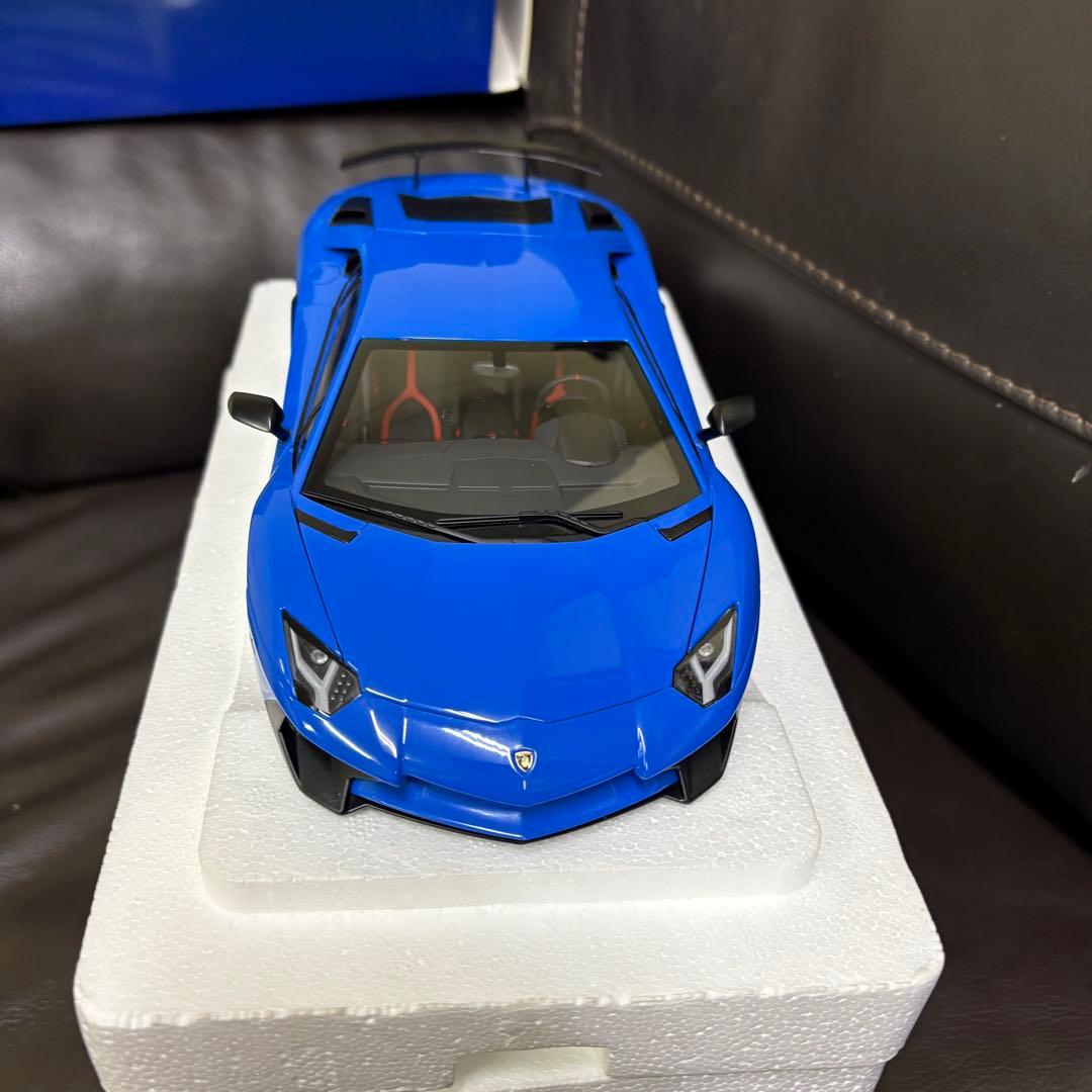 AUTOart 1/18 ランボルギーニ アヴェンタドール SVブルー ミニカー