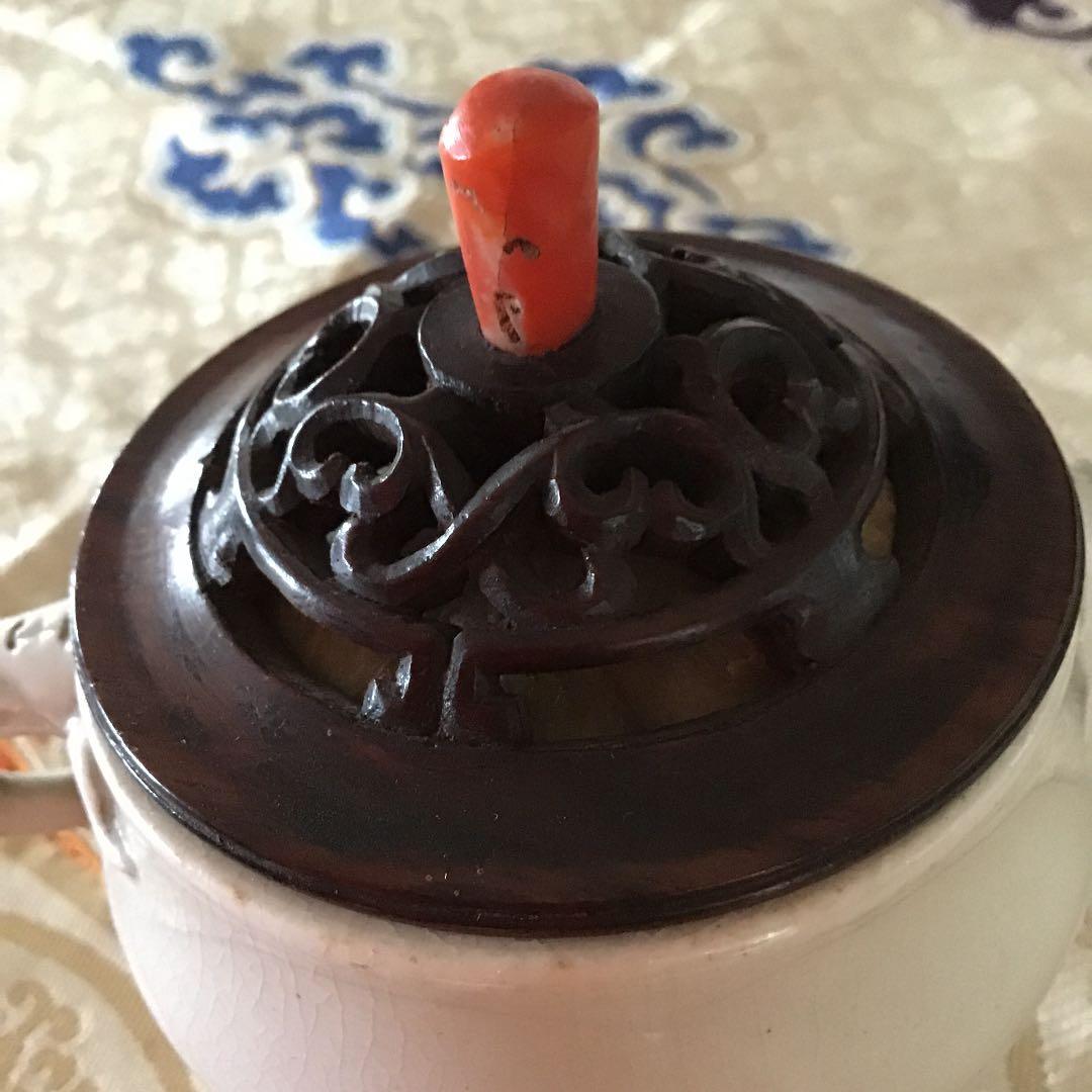 【徳化窯 白高麗香炉】