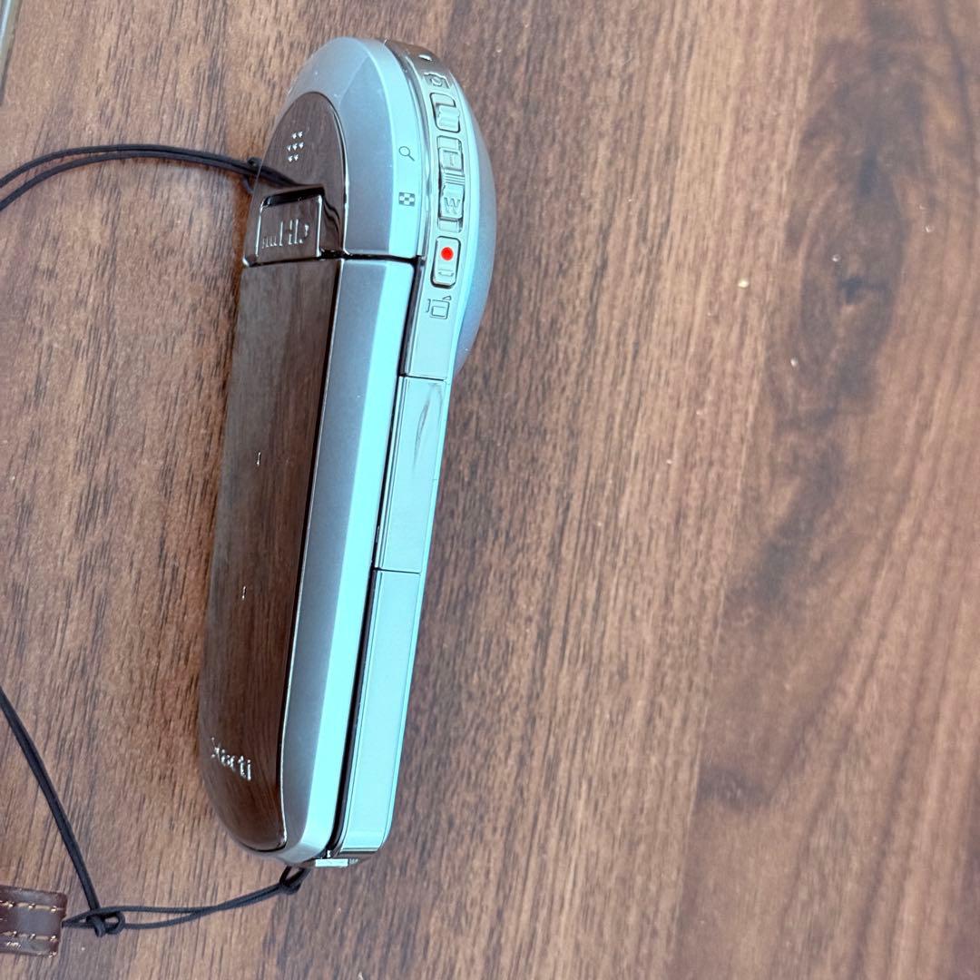 SANYO Xacti DMX-CS1 フルハイビジョンムービーカメラ シルバー
