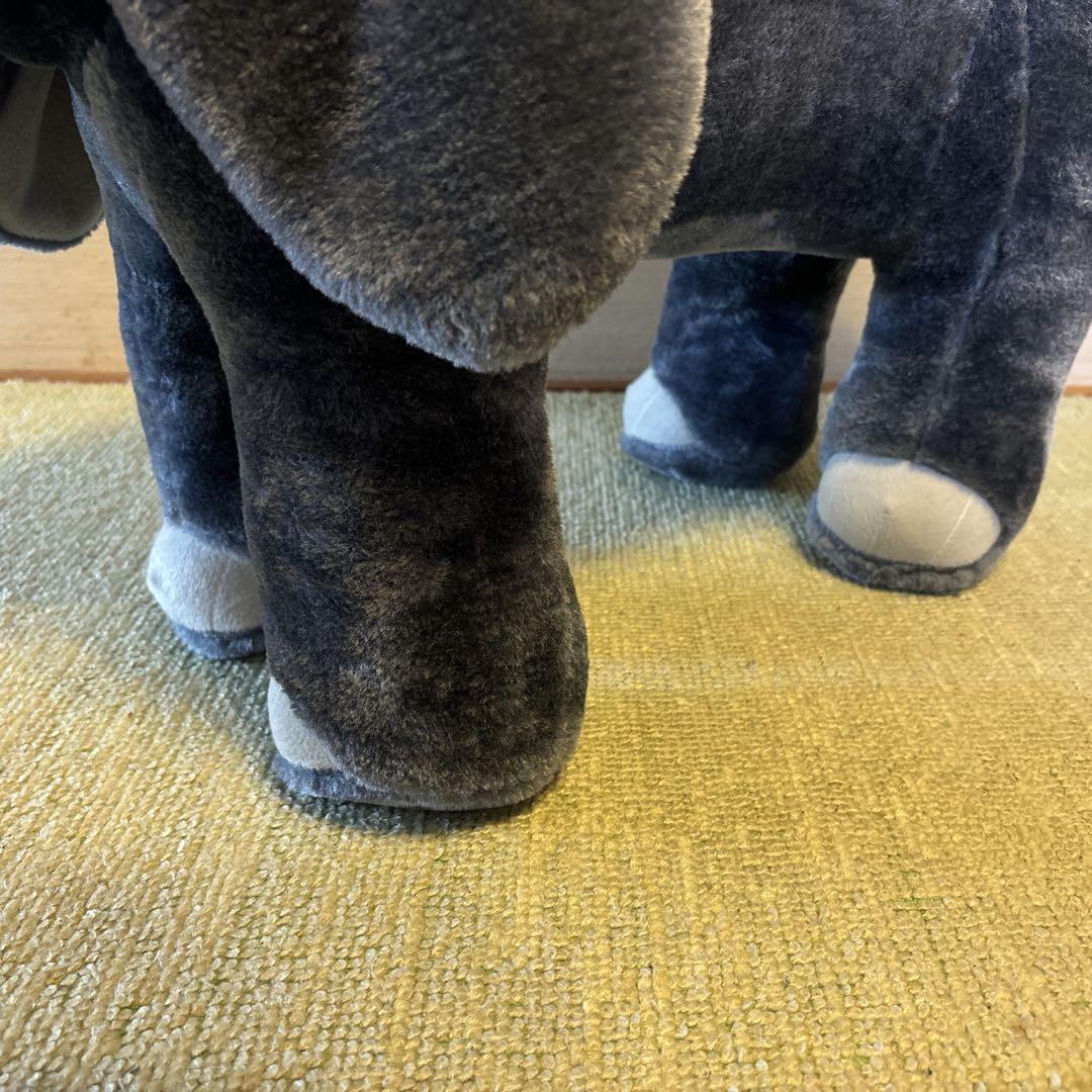 希少　ゾウの椅子