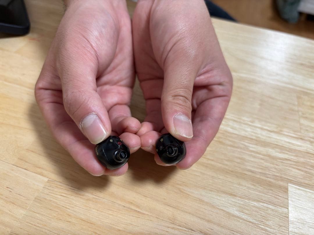 SONY WF-1000XM5 ワイヤレスイヤホン　セット　充電　ケース　右　左