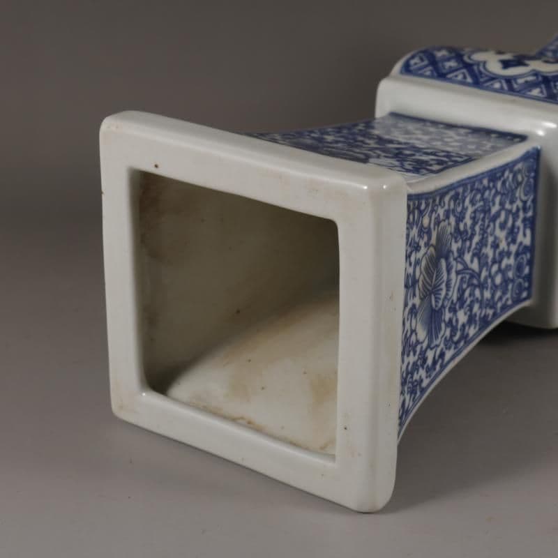 青花四方花觚(そう)青花磁  工芸品 美術品 置物