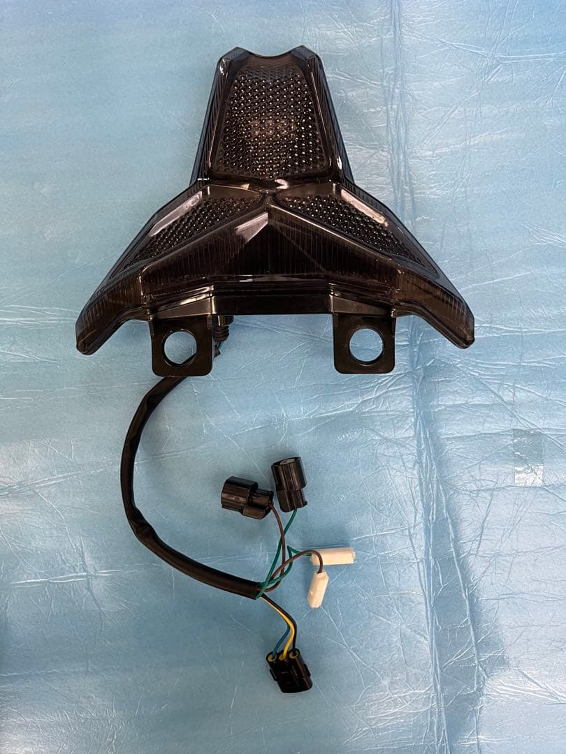 zx6r.zx10r TSTテールランプ