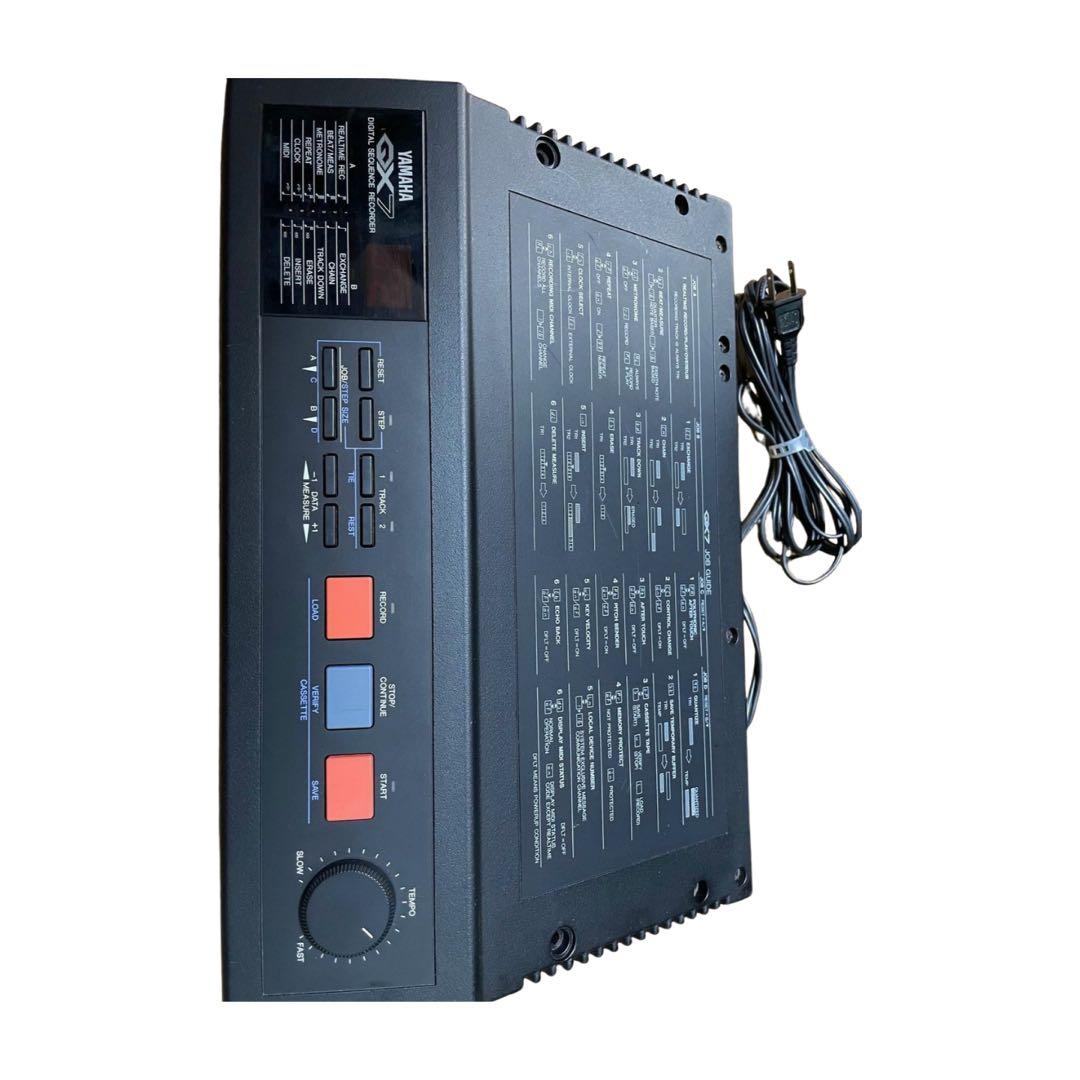 YAMAHA QX7 デジタルシーケンサー 通電確認済 本体 電源ケーブル一体型