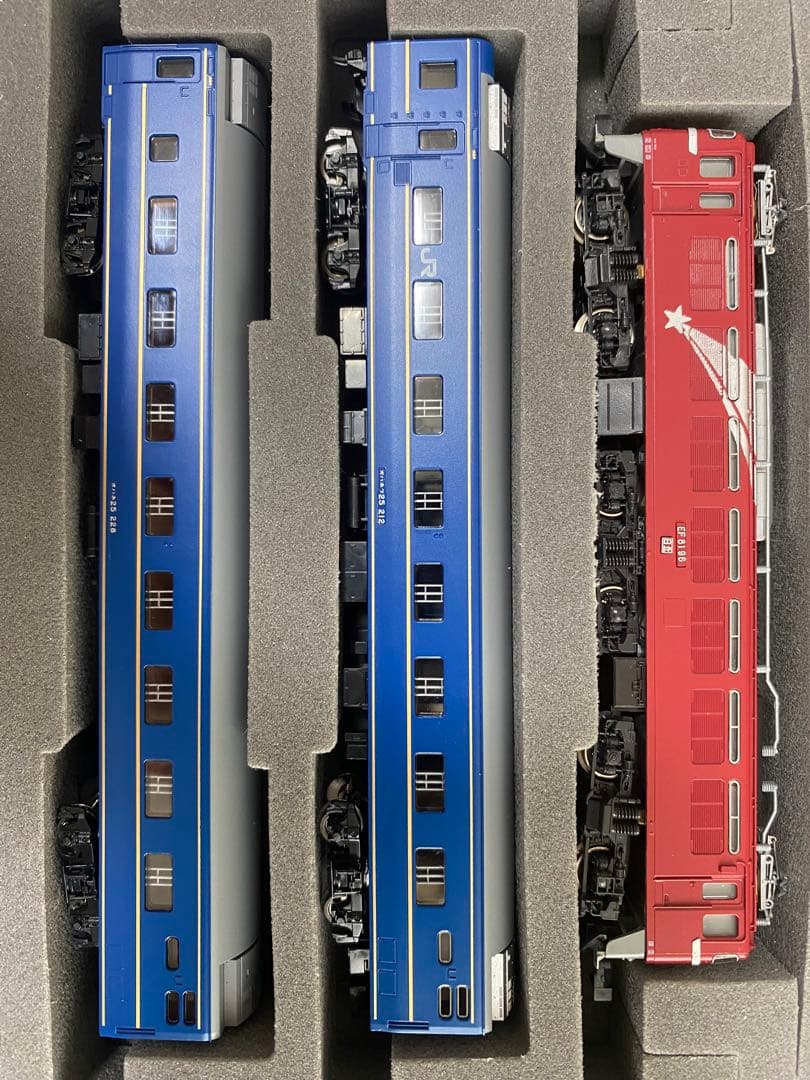TOMIX JR 24系25形特急寝台客車　北斗星・JR東日本仕様　+ EF81