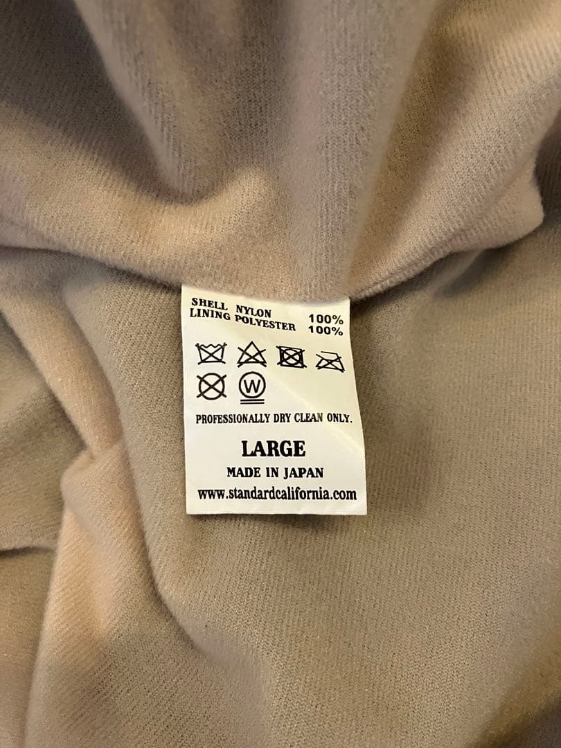 スタンダードカリフォルニア　ロゴパッチコーチジャケット