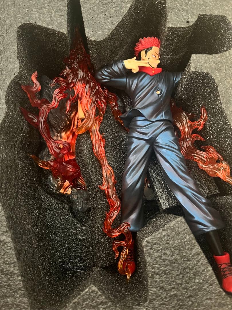 呪術廻戦　両面宿儺　虎杖　悠二　フィギュア　30cm 海外輸入品